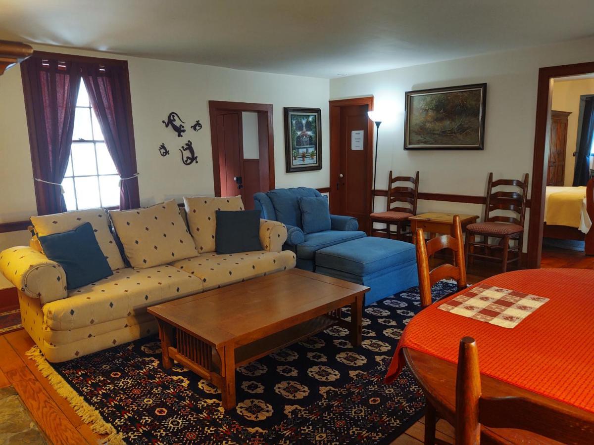 1805 House Bed & Breakfast Hollowville ภายนอก รูปภาพ